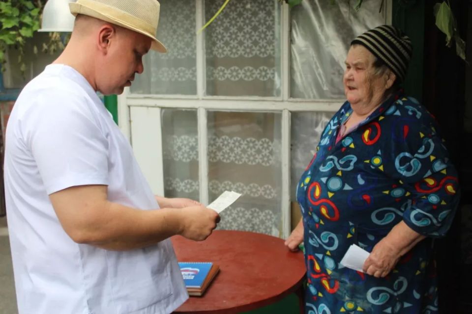 В Северодонецке при поддержке Единой России продолжаются медосмотры на дому ветеранов и маломобильных граждан В Северодонецке при поддержке Единой России продолжаются медосмотры на дому ветеранов и маломобильных граждан
