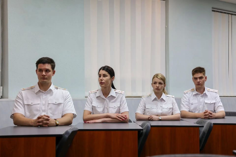 В региональном МВД отметили плодотворное сотрудничество представителей СМИ с пресс-службой ведомства В региональном МВД отметили плодотворное сотрудничество представителей СМИ с пресс-службой ведомства