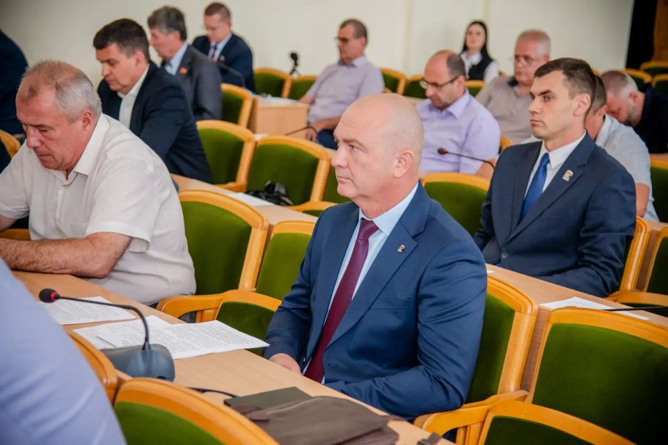 Леонид Пасечник: На заседании Народного Совета представил кандидатуру на должность Председателя Правительства Луганской Народной Республики — Алексея Николаевича Самойлова Леонид Пасечник: На заседании Народного Совета представил кандидатуру на должность Председателя Правительства Луганской Народной Республики — Алексея Николаевича Самойлова