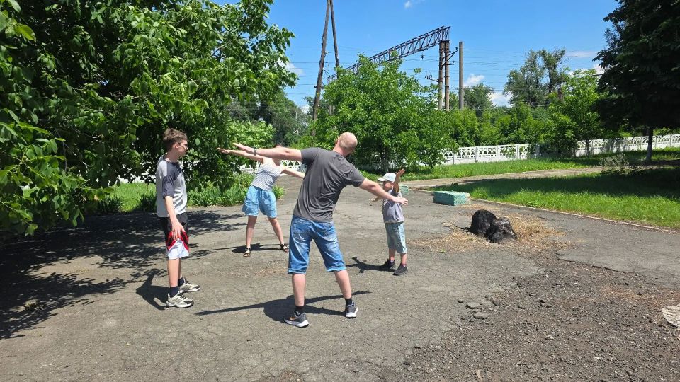 Путешествие в мир русских ремёсел и спортивных побед! Путешествие в мир русских ремёсел и спортивных побед!