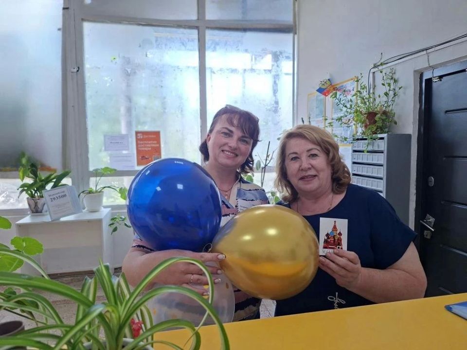 Поздравляем с наступающим Днем России! Поздравляем с наступающим Днем России!