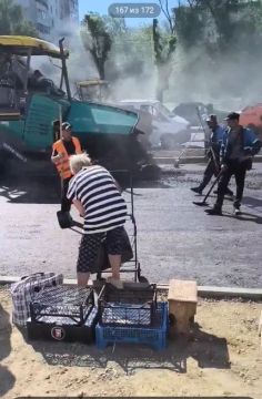 Луганске постоянно проводится работа по недопущению несанкционированной торговли