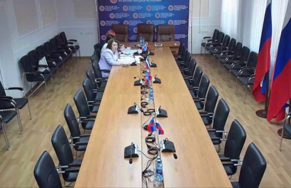 Иван Кусов: Продолжается работа Совета по социальному партнёрству в сфере занятости молодёжи Луганской Народной Республики Иван Кусов: Продолжается работа Совета по социальному партнёрству в сфере занятости молодёжи Луганской Народной Республики