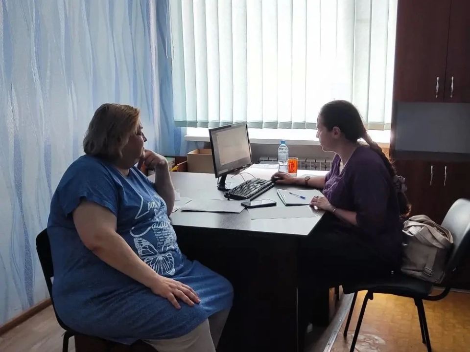 Здоровье для каждого: специалисты ЛРКБ провели выездной прием в Станице-Луганской Здоровье для каждого: специалисты ЛРКБ провели выездной прием в Станице-Луганской