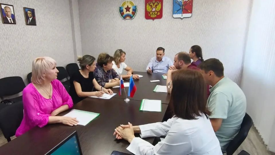 Здоровье для каждого: специалисты ЛРКБ провели выездной прием в Станице-Луганской Здоровье для каждого: специалисты ЛРКБ провели выездной прием в Станице-Луганской