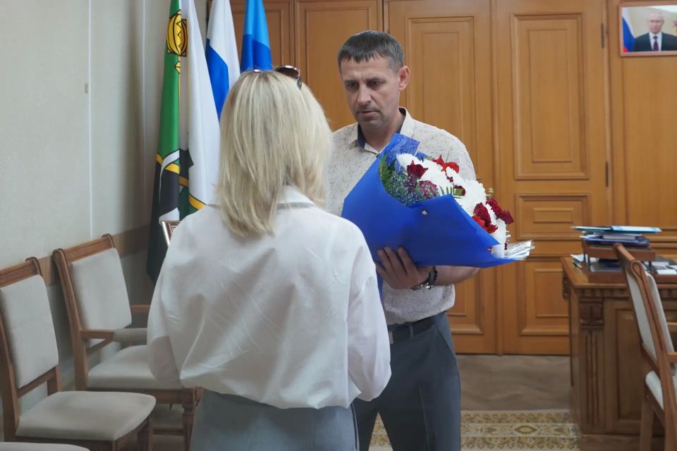 Игорь Ковальчук: Еще одну встречу провел накануне Дня России – встречу с женой и вдовой участников СВО Игорь Ковальчук: Еще одну встречу провел накануне Дня России – встречу с женой и вдовой участников СВО