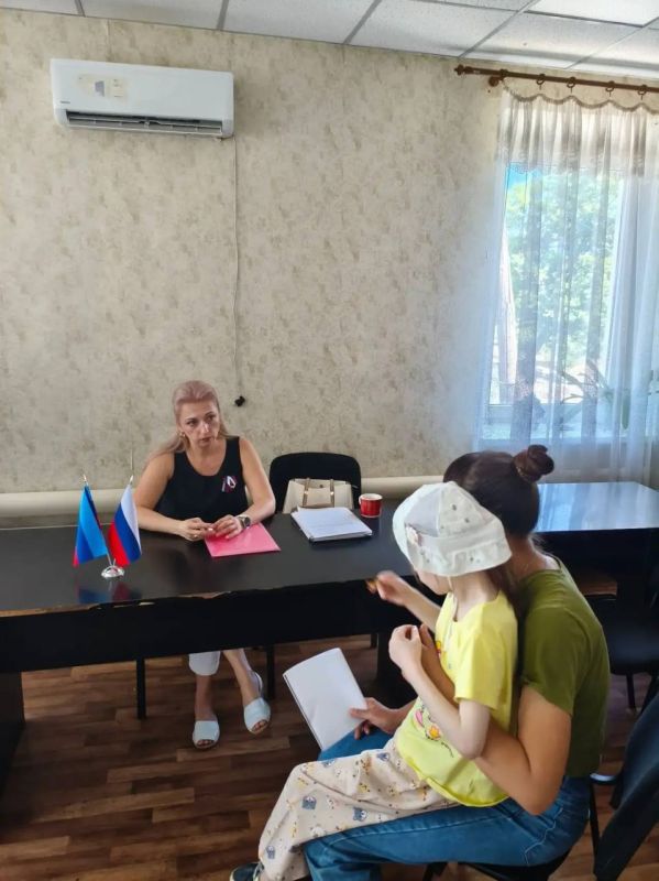 Владимир Шавлай: 11 июня в Краснодонском муниципальном округе прошли плановые приемы граждан Владимир Шавлай: 11 июня в Краснодонском муниципальном округе прошли плановые приемы граждан