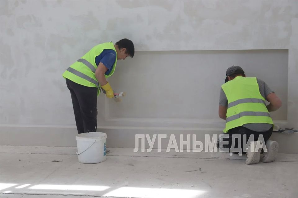 Благодаря Красноярскому краю продолжаются ремонтные работы в Свердловском колледже Благодаря Красноярскому краю продолжаются ремонтные работы в Свердловском колледже