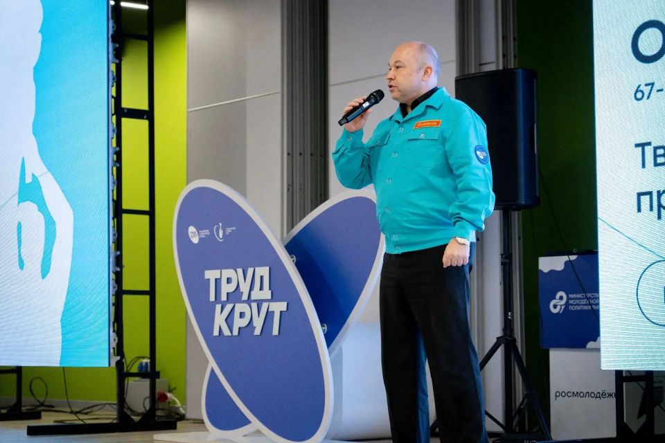 Третий трудовой семестр стартовал в ЛНР Третий трудовой семестр стартовал в ЛНР