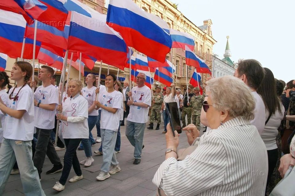 «Память поколений». День России — государственный праздник, который ежегодно отмечается 12 июня «Память поколений». День России — государственный праздник, который ежегодно отмечается 12 июня