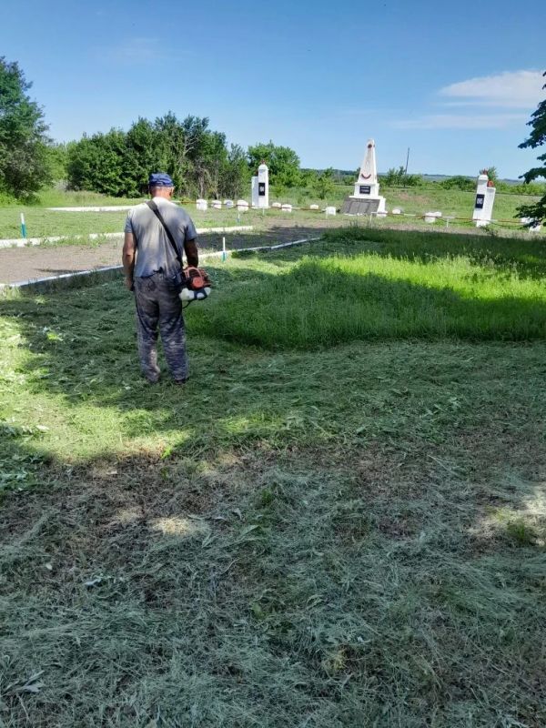 Благоустройство Братской могилы в селе Солидарное Благоустройство Братской могилы в селе Солидарное
