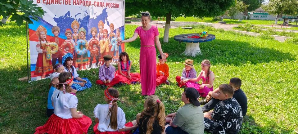 Андрей Рубанцов: Ко Дню России!. В «РТЭК» прошел праздничный турнир по шашкам! В Ровеньковском технико-экономическом колледже состоялась интеллектуальная битва Андрей Рубанцов: Ко Дню России!. В «РТЭК» прошел праздничный турнир по шашкам! В Ровеньковском технико-экономическом колледже состоялась интеллектуальная битва