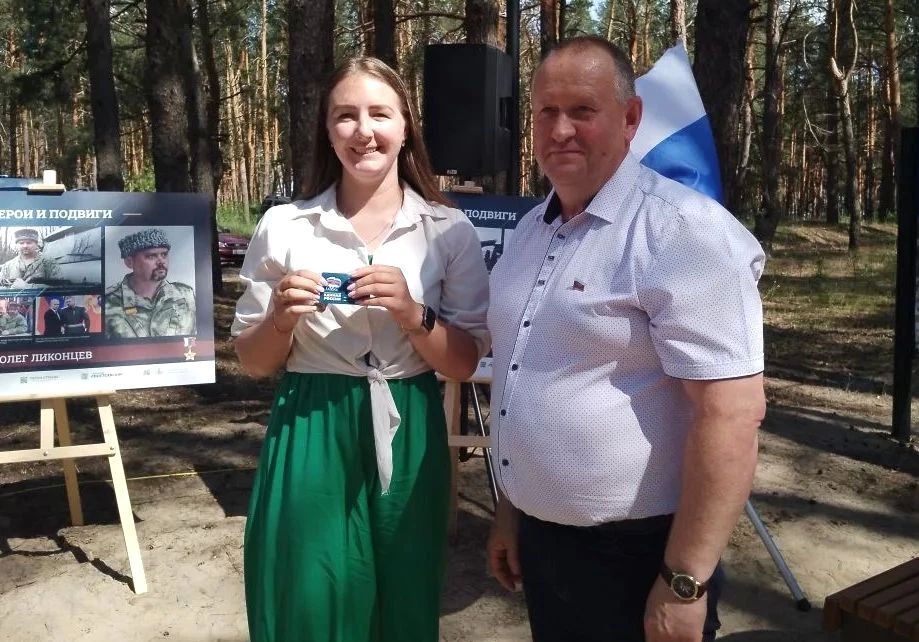 Новоайдарский округ пополнился активистами «Единой России» Новоайдарский округ пополнился активистами «Единой России»