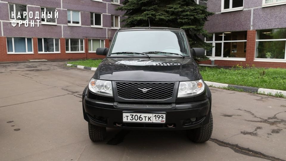 Народный фронт доставил в ЛНР и Запорожье пять внедорожников для помощи маломобильным гражданам и эвакуации раненых Народный фронт доставил в ЛНР и Запорожье пять внедорожников для помощи маломобильным гражданам и эвакуации раненых