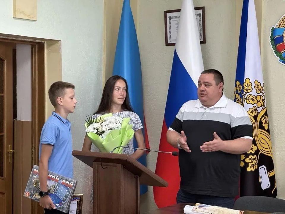 Андрей Рубанцов: СИЛА РОССИИ — В ЛЮДЯХ! Накануне Дня России хочется сказать о самом главном богатстве нашей страны — о людях Андрей Рубанцов: СИЛА РОССИИ — В ЛЮДЯХ! Накануне Дня России хочется сказать о самом главном богатстве нашей страны — о людях