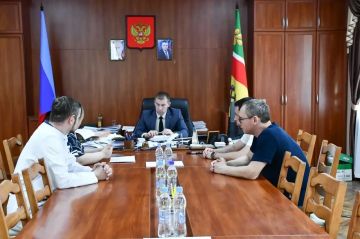 Андрей Губарев: В рамках шефской помощи Калужской области, направленной на повышение качества и доступности медицинской помощи, министр здравоохранения региона Анна Чернова посетила Первомайск