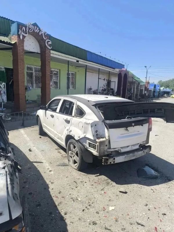 БПЛА ВСУ ударил по рынку в Сватово: пострадали 7 человек БПЛА ВСУ ударил по рынку в Сватово: пострадали 7 человек