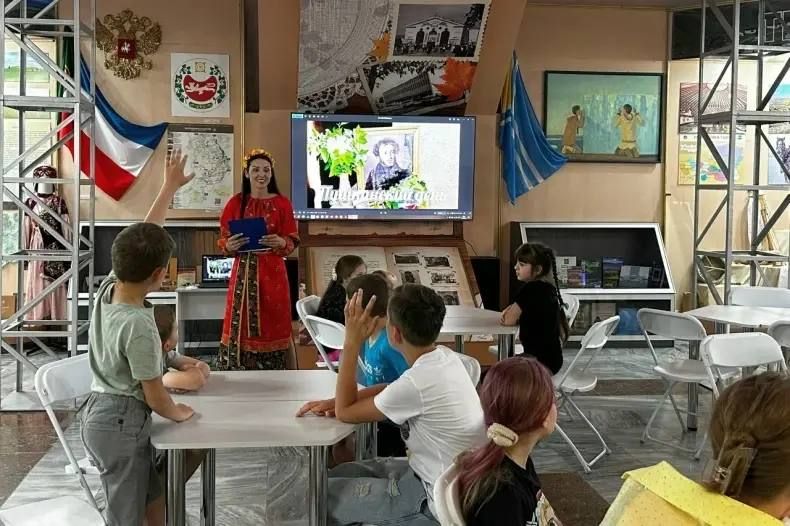 Встреча-беседа «А.С. Пушкин: личность, эпоха, наследие» Встреча-беседа «А.С. Пушкин: личность, эпоха, наследие»