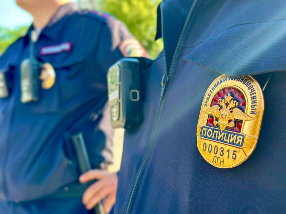 111Правоохранители Луганской Народной Республики обеспечили охрану общественного порядка в День России 111Правоохранители Луганской Народной Республики обеспечили охрану общественного порядка в День России