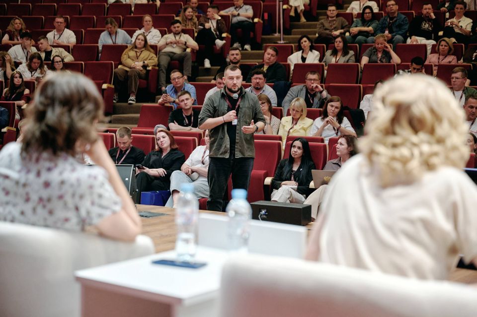 «От того, как мы воспитываем молодёжь, зависит то, сможет ли Россия сберечь и приумножить саму себя» «От того, как мы воспитываем молодёжь, зависит то, сможет ли Россия сберечь и приумножить саму себя»