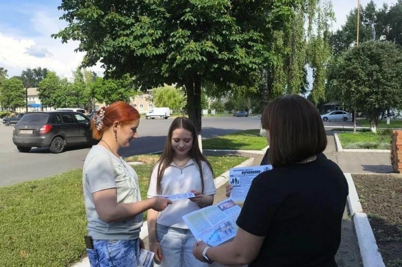В Червонопартизанске прошли плановые антинаркотические мероприятия В Червонопартизанске прошли плановые антинаркотические мероприятия