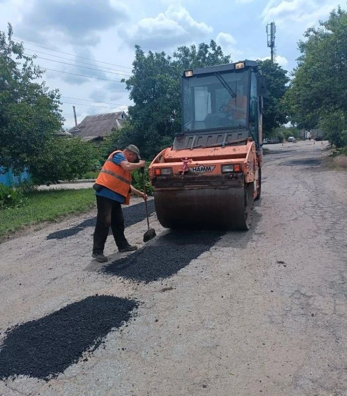 Коммунальными службами проведены работы на территории города Коммунальными службами проведены работы на территории города