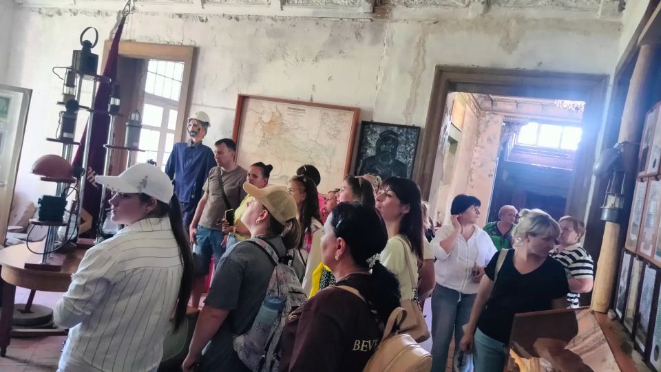 13 июня в Музейно-туристическом комплексе "Парк и усадьба Казимира Мсциховского" состоялась увлекательная экскурсия для гостей музея 13 июня в Музейно-туристическом комплексе "Парк и усадьба Казимира Мсциховского" состоялась увлекательная экскурсия для гостей музея