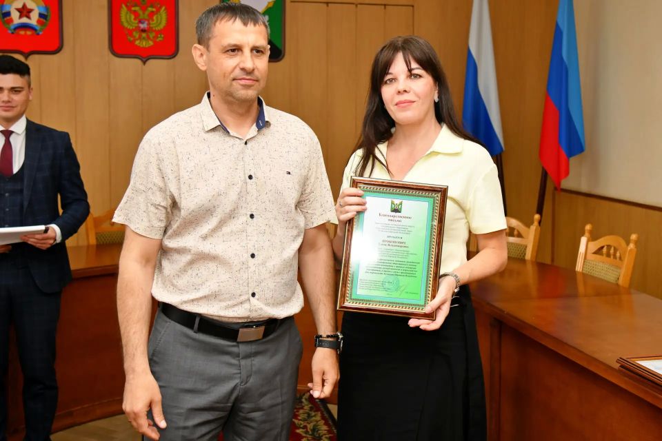 Игорь Ковальчук: В рамках Дня журналиста, который отмечали 14 июня, с руководителем делегации Красноярского края Виктором Ермаковым встретились с представителями СМИ округа Игорь Ковальчук: В рамках Дня журналиста, который отмечали 14 июня, с руководителем делегации Красноярского края Виктором Ермаковым встретились с представителями СМИ округа