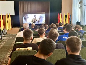 В Луганске прошёл показ фильма «Первый на Олимпе»