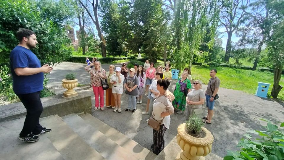 13 июня в Музейно-туристическом комплексе "Парк и усадьба Казимира Мсциховского" состоялась увлекательная экскурсия для гостей музея 13 июня в Музейно-туристическом комплексе "Парк и усадьба Казимира Мсциховского" состоялась увлекательная экскурсия для гостей музея