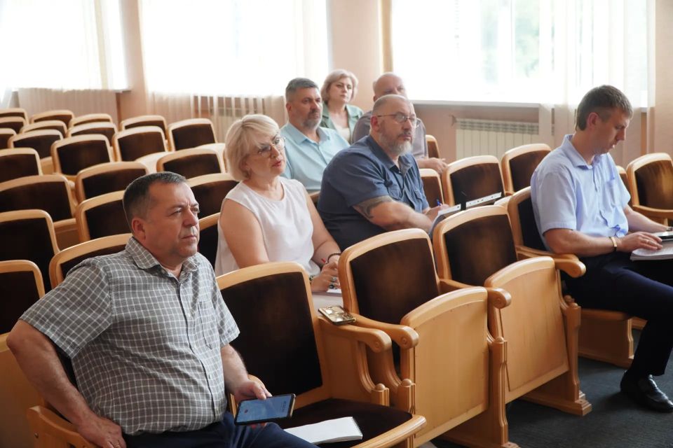 В конце этого лета ожидаем поставку новых автобусов в рамках регионального проекта «Развитие общественного транспорта» (Луганская Народная Республика) национального проекта «Инфраструктура для жизни» В конце этого лета ожидаем поставку новых автобусов в рамках регионального проекта «Развитие общественного транспорта» (Луганская Народная Республика) национального проекта «Инфраструктура для жизни»