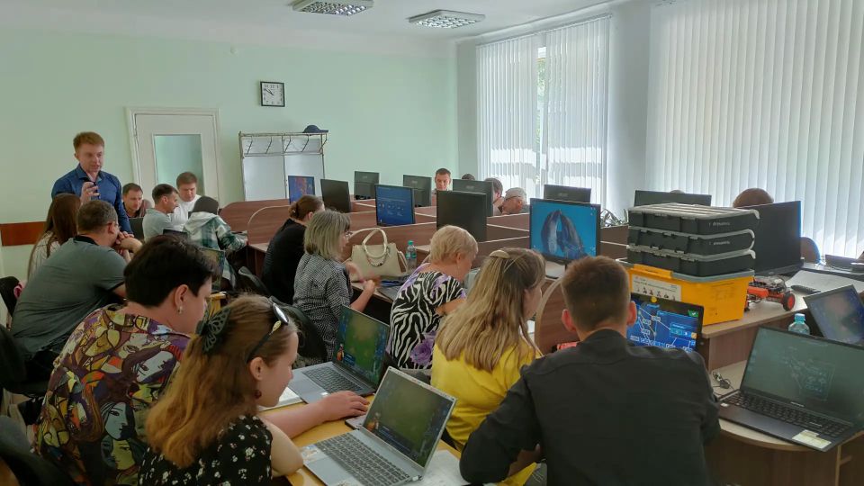 «Робо-26» в ЛНР: стартовал очный модуль по робототехнике «Робо-26» в ЛНР: стартовал очный модуль по робототехнике