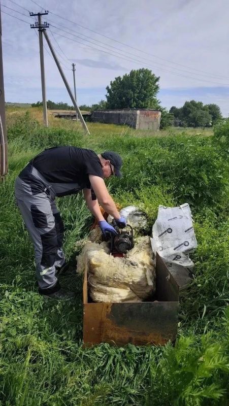 В Весёлой Тарасовке ремонтируют водонапорную башню В Весёлой Тарасовке ремонтируют водонапорную башню