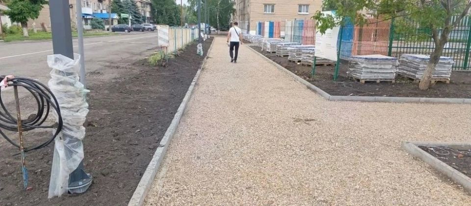 Андрей Рубанцов: Продолжаю держать на контроле ход благоустройства общественной территории по улице Чехова в районе школы № 6 Андрей Рубанцов: Продолжаю держать на контроле ход благоустройства общественной территории по улице Чехова в районе школы № 6