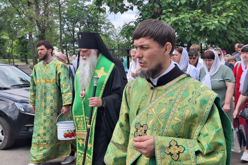 Воскресное богослужение в Свердловске Воскресное богослужение в Свердловске