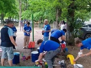 В Луганске прошла акция "Яркое детство" В Луганске прошла акция "Яркое детство"