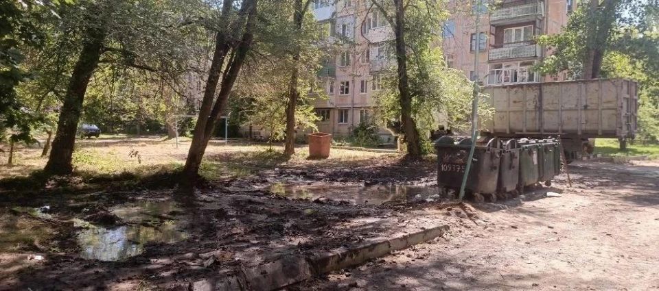 Пять свалок ликвидировали в Луганске за неделю Пять свалок ликвидировали в Луганске за неделю
