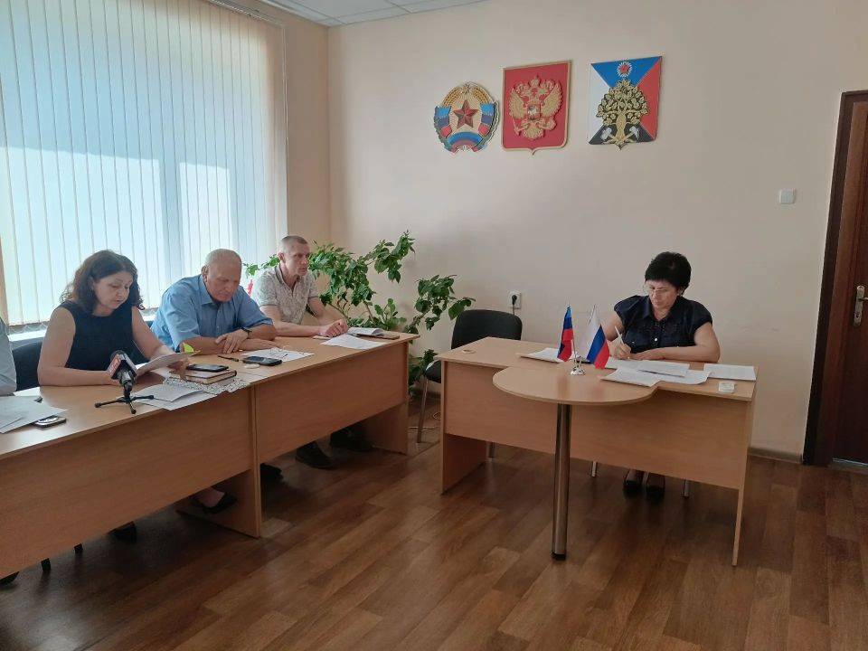 Безопасность на первом месте: в Ровеньках обсудили профилактику правонарушений и детского травматизма