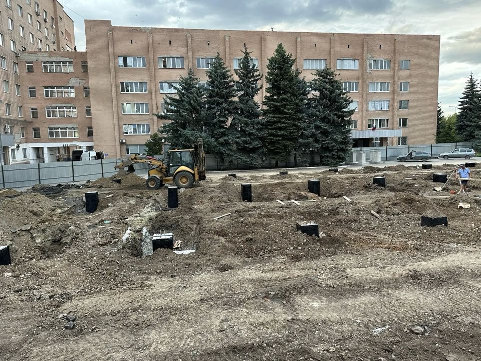 Замминистра здравоохранения РФ Андрей Плутницкий с рабочим визитом посетил ЛНР Замминистра здравоохранения РФ Андрей Плутницкий с рабочим визитом посетил ЛНР