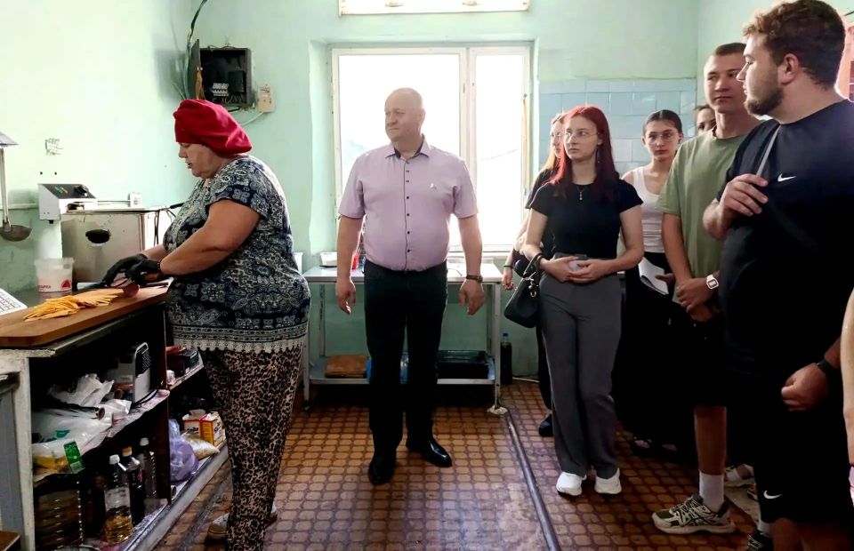 Экскурсия «Как функционирует бизнес»: студенты Новоайдара изучают основы предпринимательства Экскурсия «Как функционирует бизнес»: студенты Новоайдара изучают основы предпринимательства