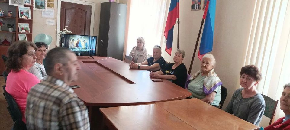 Слушатели Университета третьего возраста совершили виртуальное путешествие по Золотому кольцу России Слушатели Университета третьего возраста совершили виртуальное путешествие по Золотому кольцу России