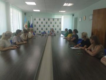 В канун дня памяти и скорби в двух первичных отделениях Брянковского отделения «Союза женщин России», состоялись слеты активисток «В единстве наша сила»