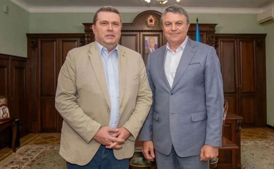 Глава ЛНР и председатель Союза журналистов России обсудили борьбу с ложью в информационном пространстве