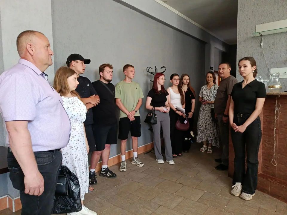Экскурсия «Как функционирует бизнес»: студенты Новоайдара изучают основы предпринимательства Экскурсия «Как функционирует бизнес»: студенты Новоайдара изучают основы предпринимательства