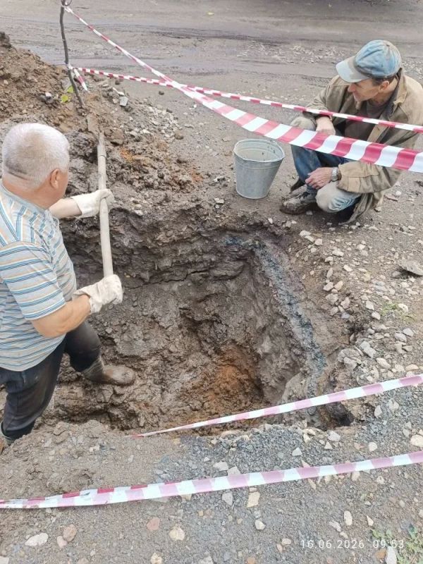 ГУП ЛНР «Лугансквода» продолжает ремонтные работы в округе ГУП ЛНР «Лугансквода» продолжает ремонтные работы в округе