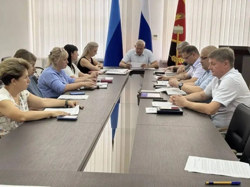 Владимир Шавлай: Депутаты Краснодонского муниципального округа провели совместное заседание постоянных комиссий