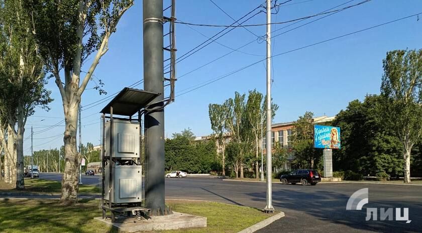 Московские строители завершили ремонт первого участка улицы Буденного в Луганске протяженностью 2,3 км, а также уложили первый слой асфальта на втором участке аналогичной длины Московские строители завершили ремонт первого участка улицы Буденного в Луганске протяженностью 2,3 км, а также уложили первый слой асфальта на втором участке аналогичной длины