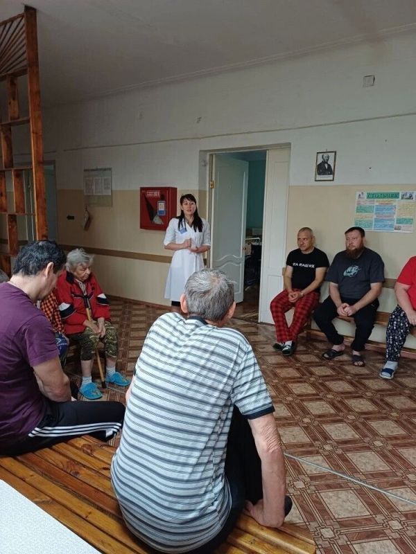 Выступление врача нарколога - психиатра Ветчинниковой Т. А. в школе здоровья "Активная и продолжительная жизнь" в хирургическом отделении