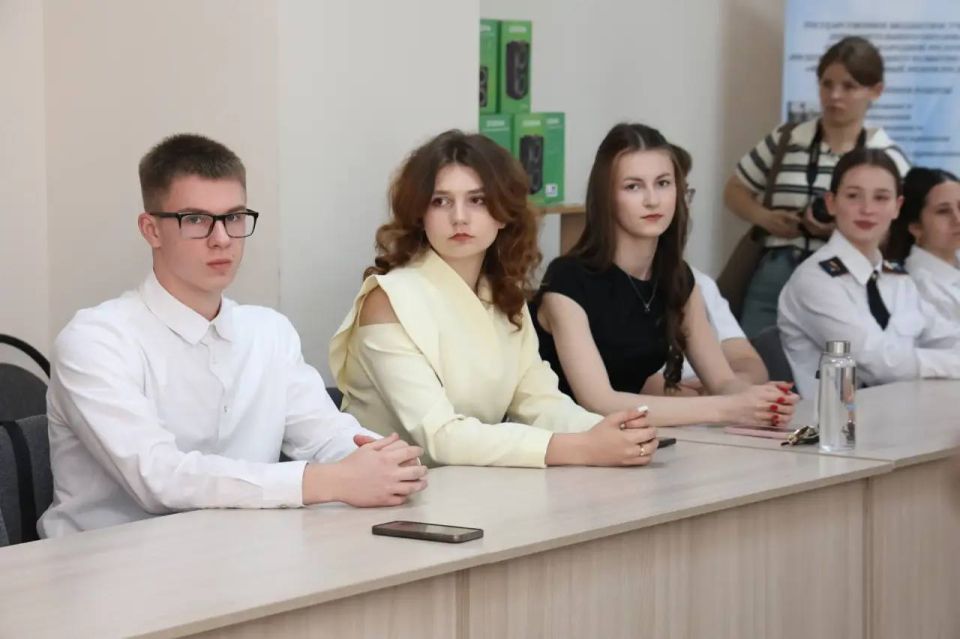 Иван Кусов: Сегодня чествовали победителей и призеров конкурса Научного общества «Республиканская малая академия наук» Иван Кусов: Сегодня чествовали победителей и призеров конкурса Научного общества «Республиканская малая академия наук»