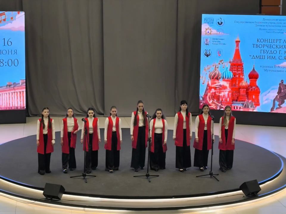 Воспитанники Луганской школы искусств стали победителями фестиваля творческой молодежи в Санкт-Петербурге Воспитанники Луганской школы искусств стали победителями фестиваля творческой молодежи в Санкт-Петербурге